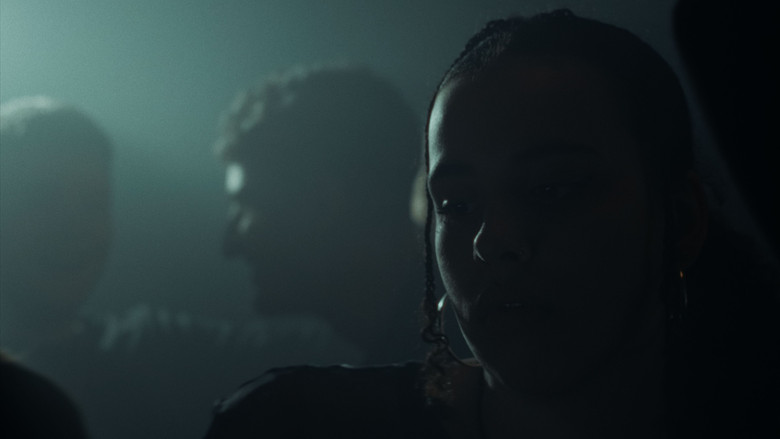 Tweezaam still 8