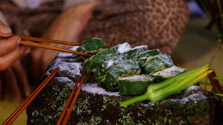 The Wandering Chef still 2