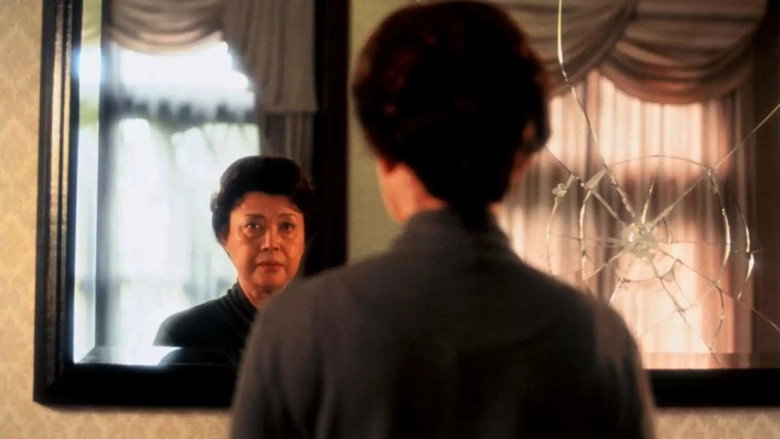 Women in the Mirror still 1