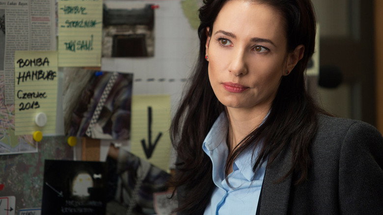 The Border still 8