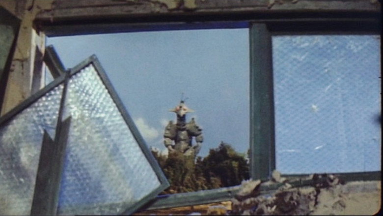 The X from Outer Space still 2