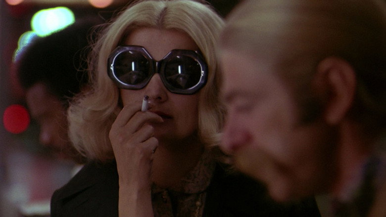 Minnie and Moskowitz still 4