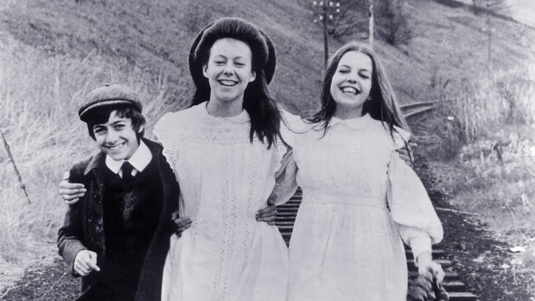 The Railway Children still 4