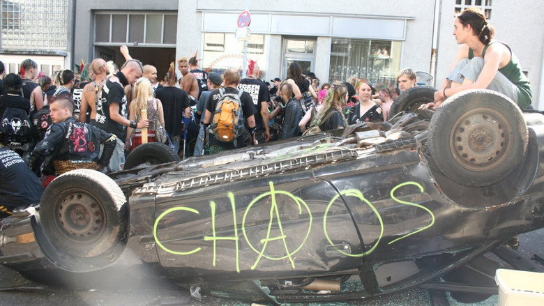 Chaostage - We Are Punks! still 1