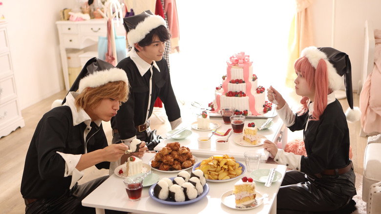 Black Night Parade still 4