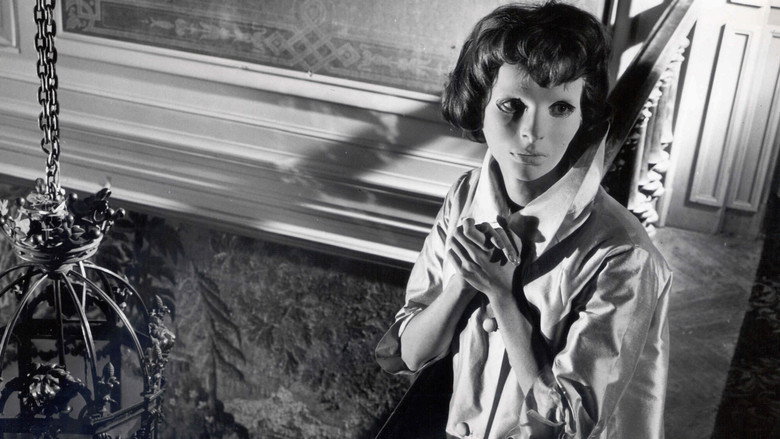 Eyes Without a Face still 2
