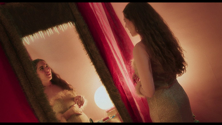 Rouge still 1