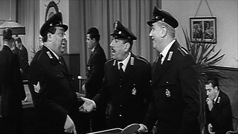 Guardia, guardia scelta, brigadiere e maresciallo still 3