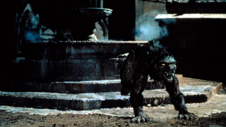 An American Werewolf in Paris still 5