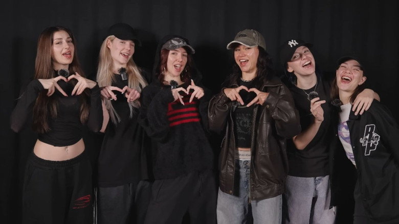 M6NIFESTGIRLS still 7
