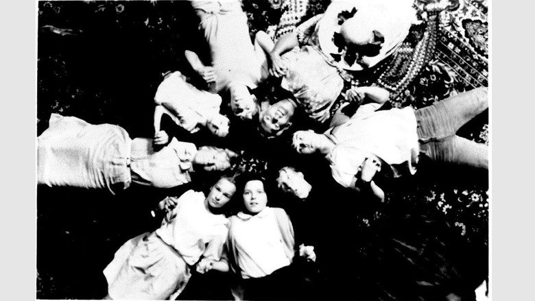 The Witches and the Grinnygog still 4