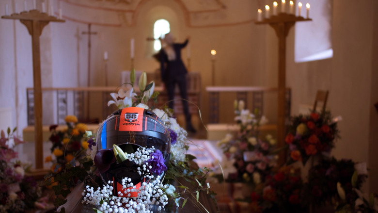 Black Angels still 1