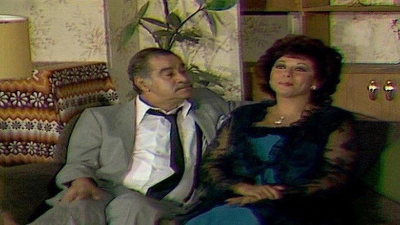 Extremely Happy Family still 4