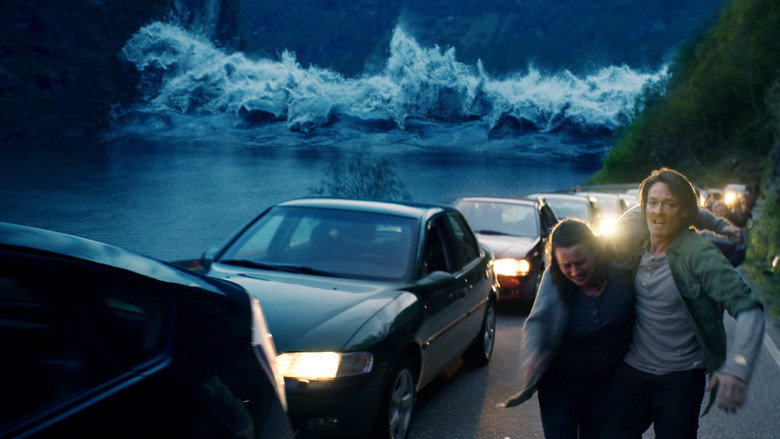 The Wave still 5