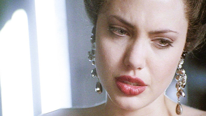 Gia still 2