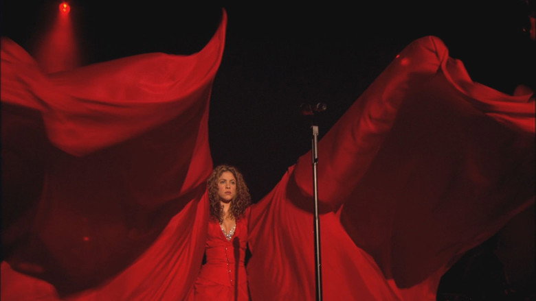 Shakira: Oral Fixation Tour still 2