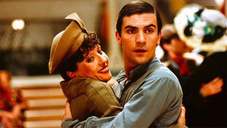 Le Bal still 2
