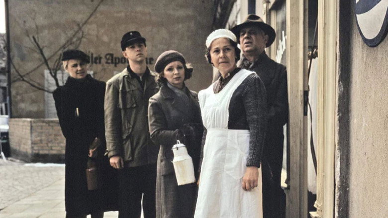 Fear and Misery of the Third Reich still 4