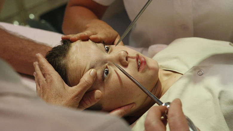 Asylum still 3