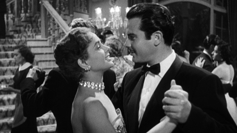 Él still 3