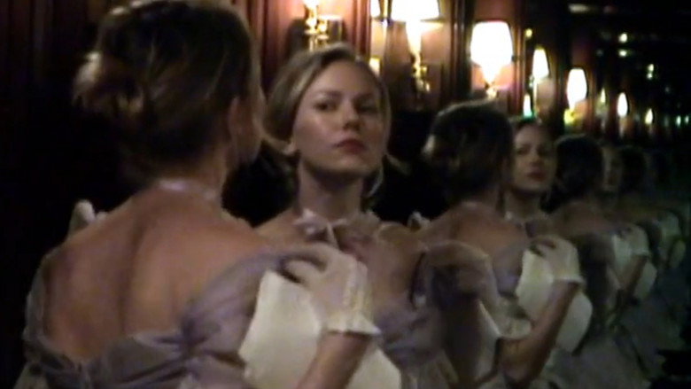 Ellie Parker still 3