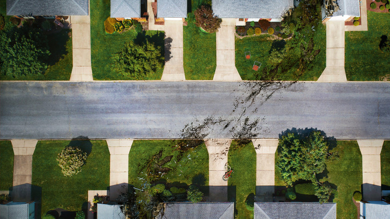 The End of Oak Street still 5