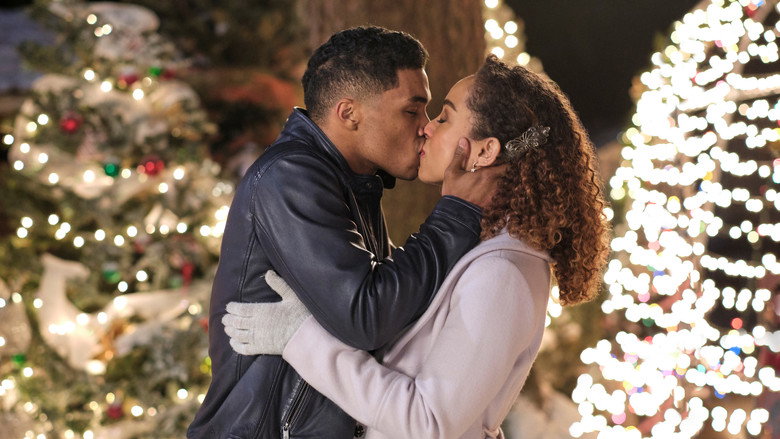A Christmas Duet still 7