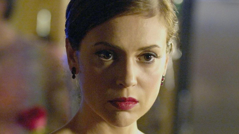 Wisegal still 2