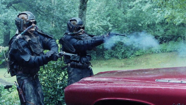 Alien Outlaw still 2