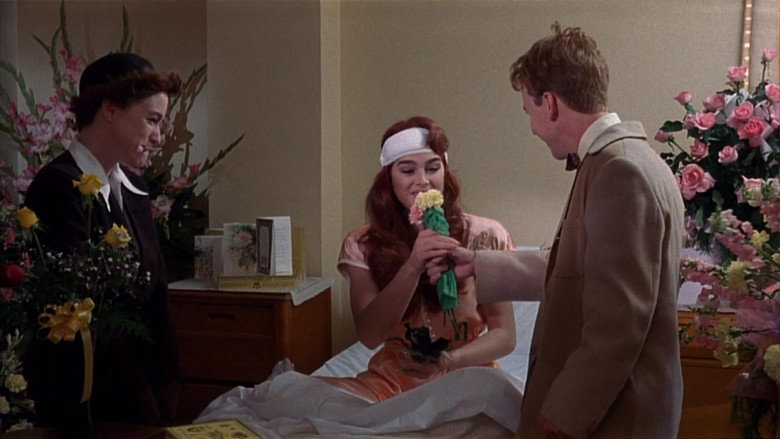 Brenda Starr still 4