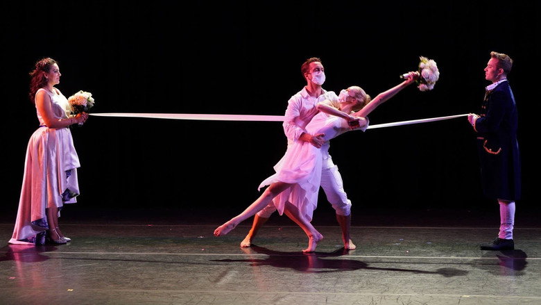 The Anonymous Lover — LA Opera still 2
