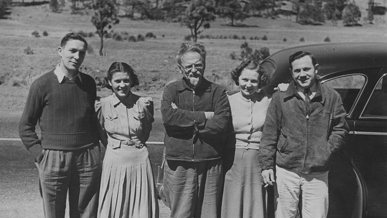 Leon Trotsky - The Life of a Revolutionary still 1