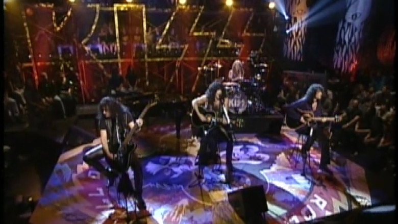 Kiss: Unplugged still 2