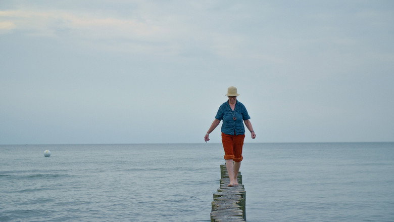 Uferfrauen - Lesbian Life and Love in the GDR still 1