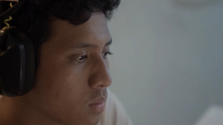 Main Hakim Sendiri still 1