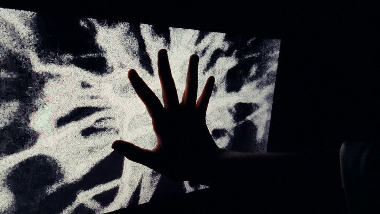 Estática still 4