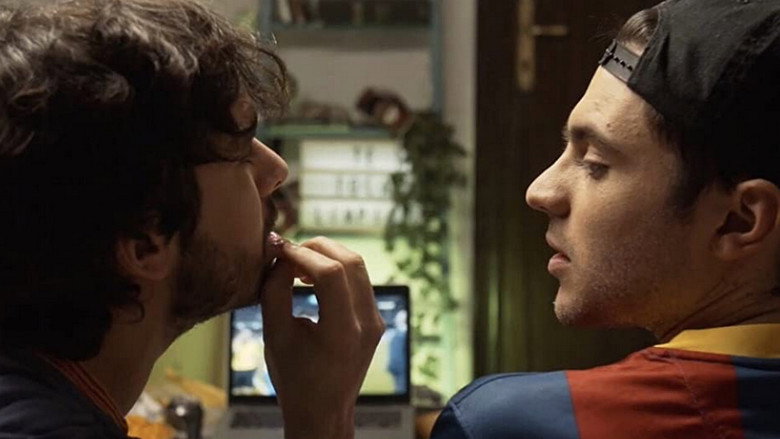 Alirón still 3