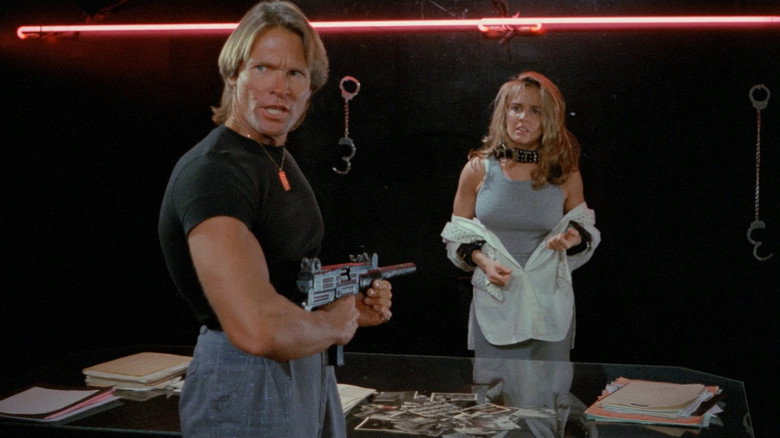 Alien Private Eye still 4