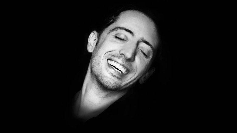 Gad Elmaleh - Papa est en haut still 1