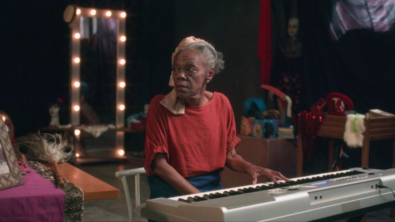 Dona Elza still 2
