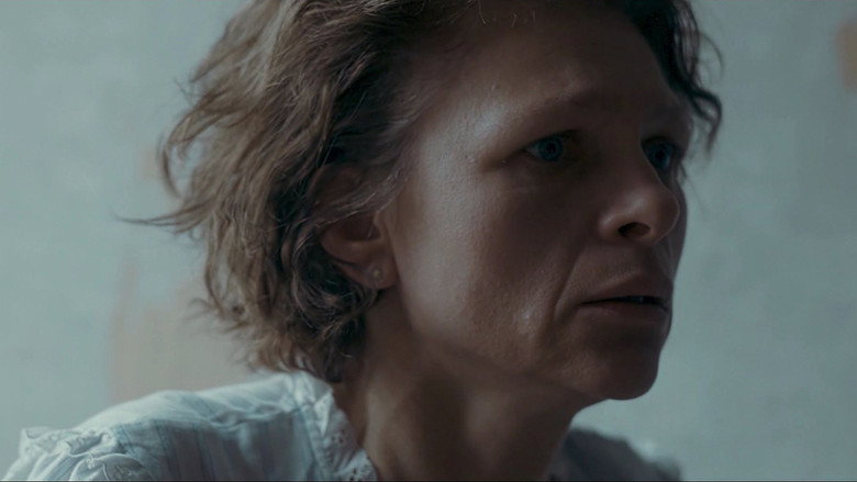 Totem still 3