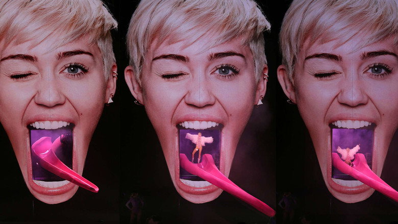 Miley Cyrus: Bangerz Tour still 1