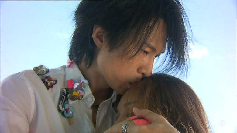 Bounty Lady still 4