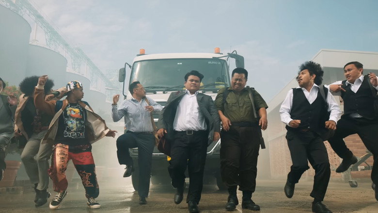 Comic 8 Revolution: Santet K4bin3t still 2