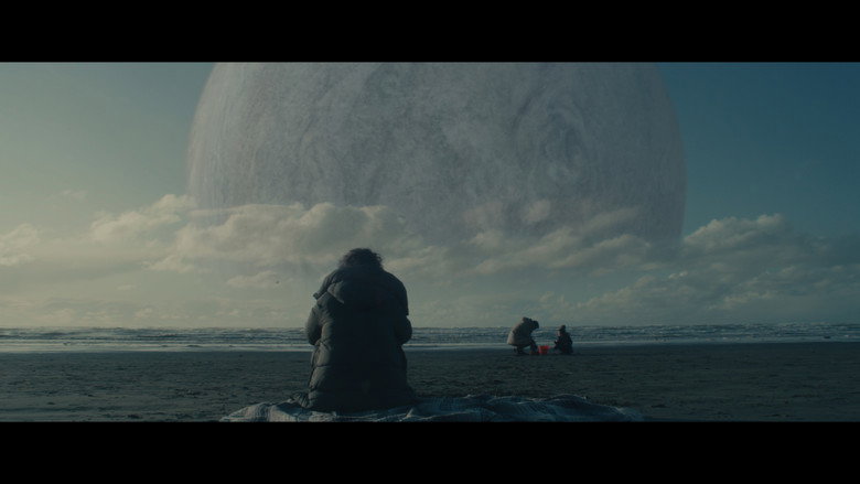 Saturn still 2