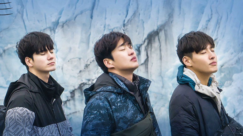 Traveler still 3