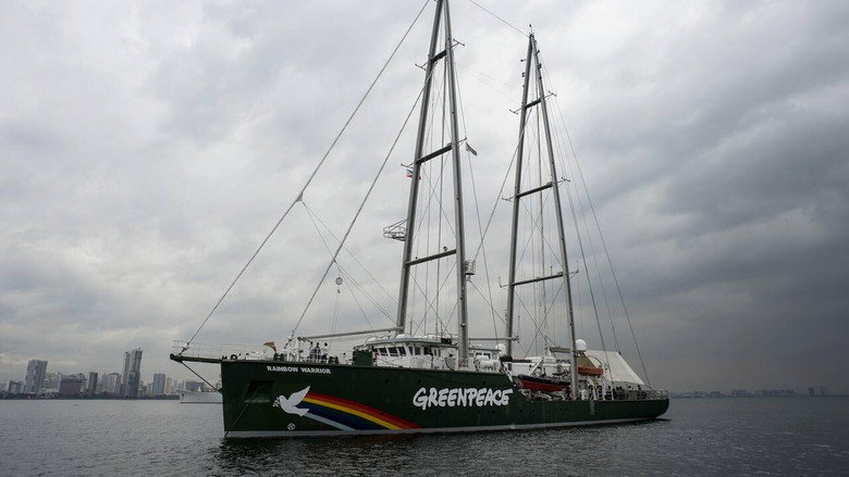 Qui a coulé le Rainbow Warrior ? still 1