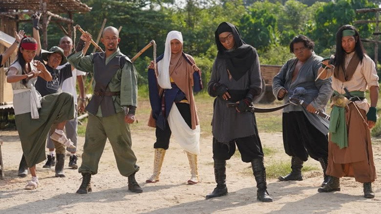6 Jilake still 1