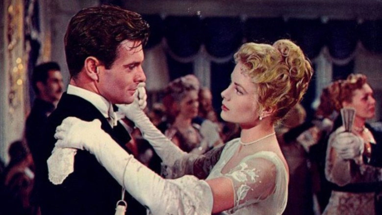 The Swan still 8