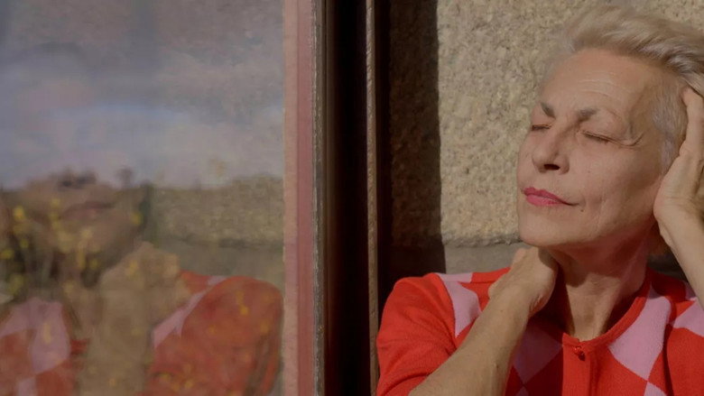 Lio still 1